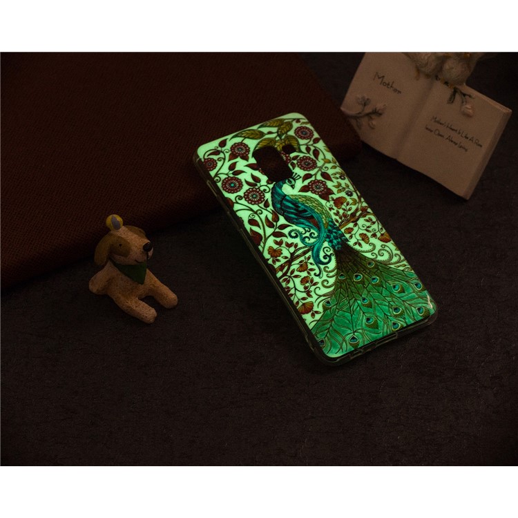 Noctilucent Pattern Printing TPU Phone Cover for Samsung Galaxy A8 (2018) - Pretty Peacock and Flowers-6