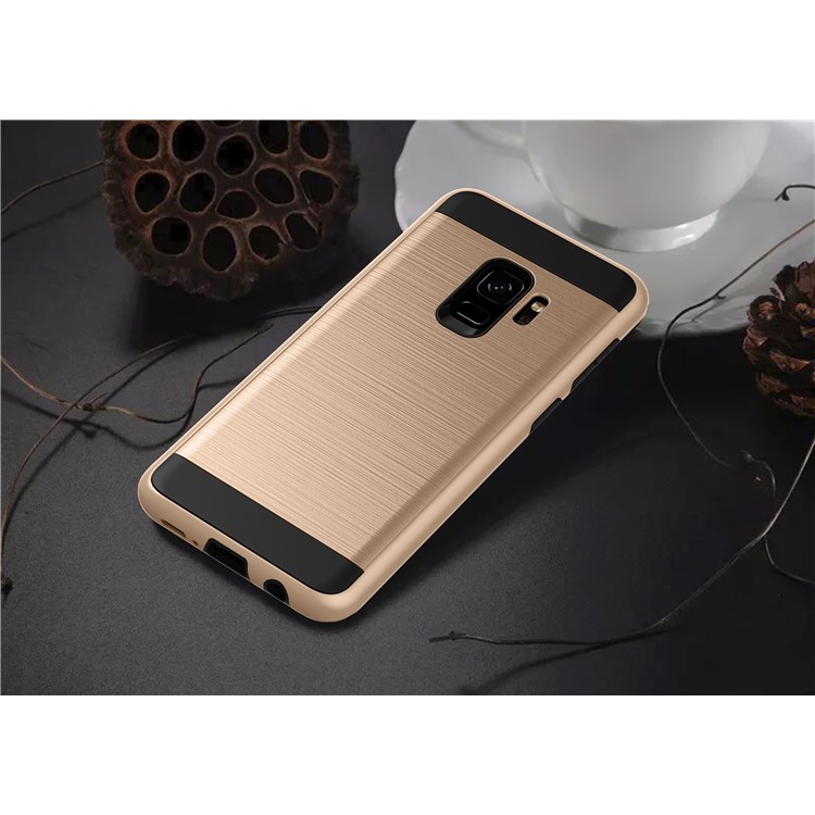 Brushed TPU+PC Hybrid Protective Cover for Samsung Galaxy S9 - Gold-3