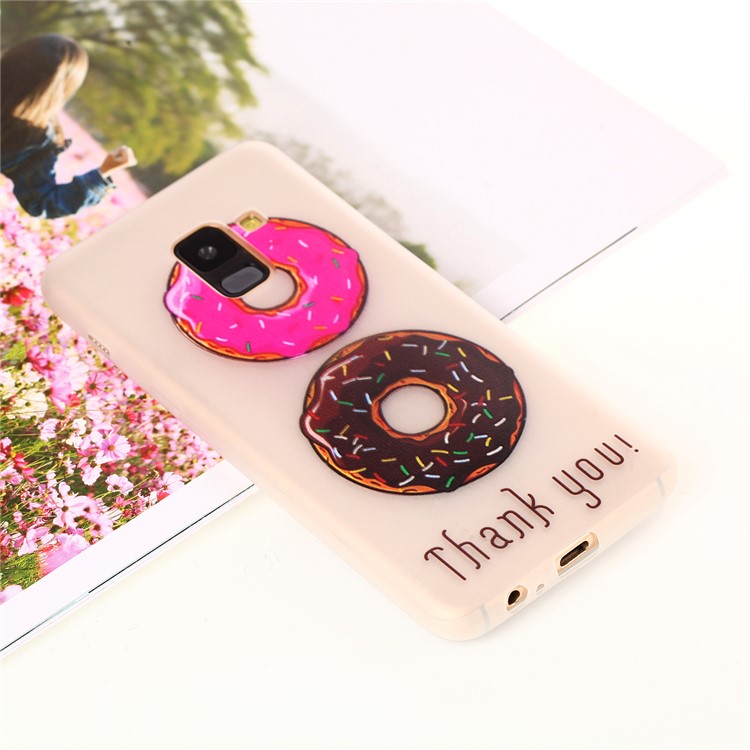 Noctilucent TPU Cover Phone Case for Samsung Galaxy A8+ (2018) - Doughnuts Pattern-5