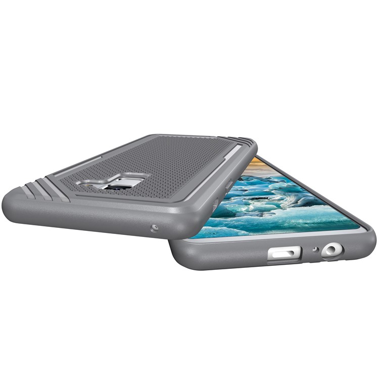 Armor Anti-slip Soft TPU Heat Dissipation Back Phone Casing for Samsung Galaxy A8+ (2018) - Grey-4