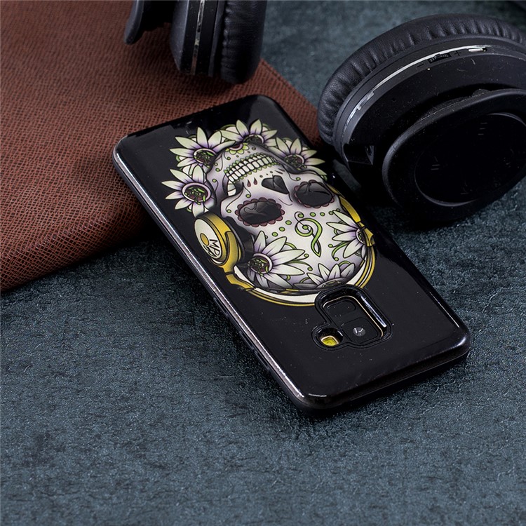 Embossed Rubberized PC TPU Hybrid Mobile Casing for Samsung Galaxy A8 (2018) - Flower Skull-6