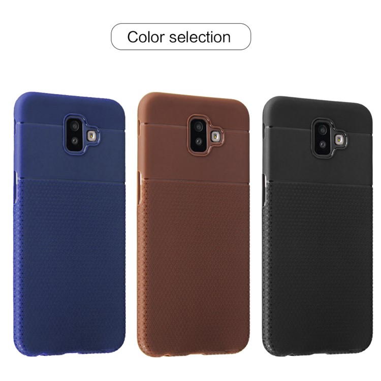 Triangle Pattern Durable TPU Phone Case for Samsung Galaxy J6+ - Black-8