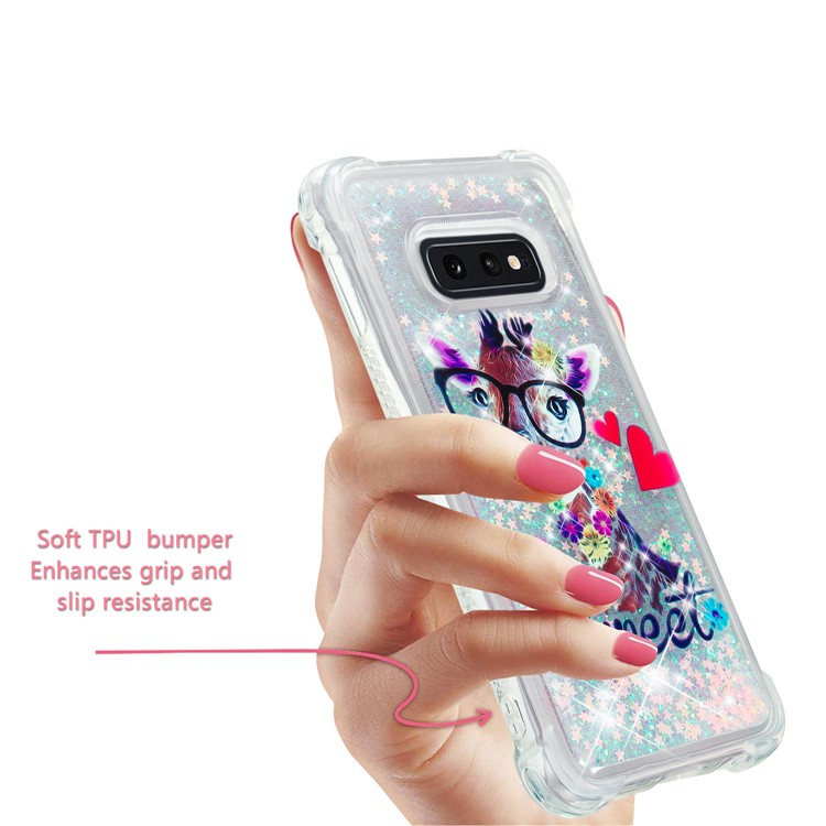 Dynamic Glitter Powder Heart Shaped Sequins TPU Case for Samsung Galaxy S10e - Giraffe Wearing Glasses-5