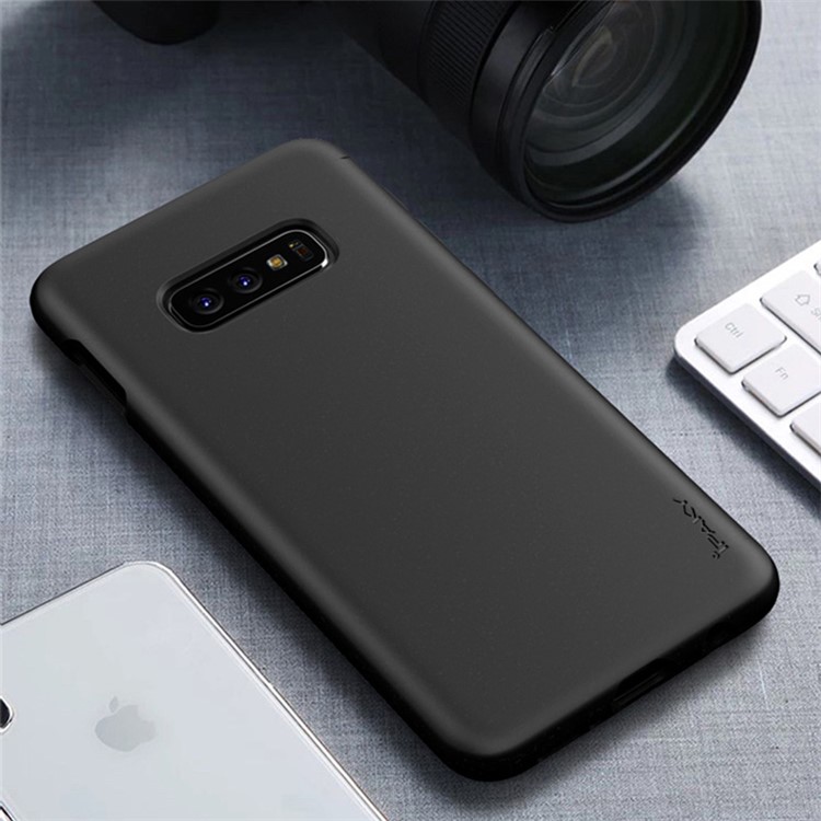 IPAKY Matte Wheat Straw TPU Mobile Shell for Samsung Galaxy S10e - Black-1