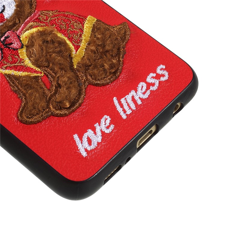 Embroidery Pattern TPU+PU Leather Coated Phone Case for Samsung Galaxy S10e - Red/Dog Wearing Hat-4