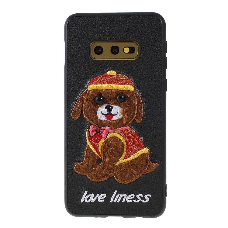Embroidery Pattern TPU+PU Leather Coated Phone Case for Samsung Galaxy S10e - Black/Dog Wearing Hat-1