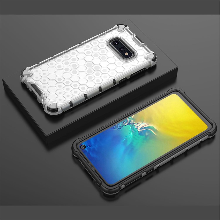 Modèle en Nid D'abeille TPU à L'épreuve du Choc + PC Case de Téléphone Hybride Pour Samsung Galaxy S10e - Blanche