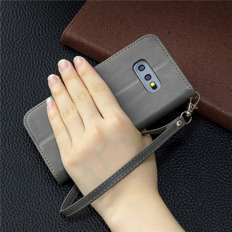 PU Leather Wallet Stand Phone Case for Samsung Galaxy S10e - Light Grey-9