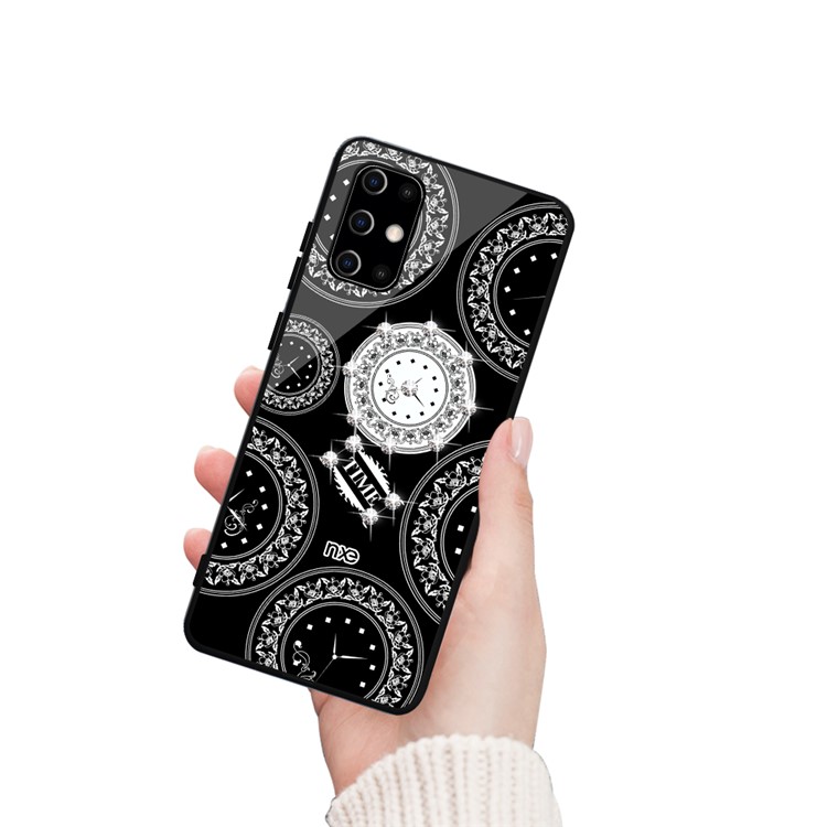 Caso Híbrido TPU Vidrio Templado Decoración De La Impresión Del Patrón Reloj De Diamantes De Imitación Serie NXE TIEMPO Para Samsung Galaxy S11e - Negro-2