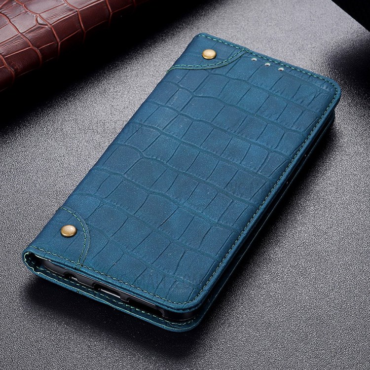 Crocodile Texture Auto-absorbed Leather Wallet Shell for Samsung Galaxy A01 - Dark Green-9
