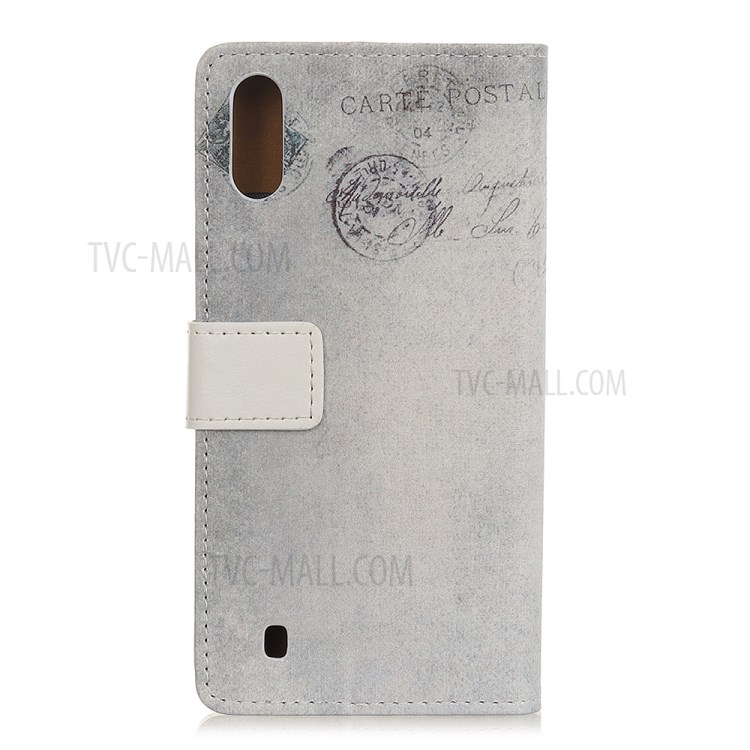 Pattern Printing PU Leather Wallet Stand Phone Case for Samsung Galaxy A01 - Cat Holding Heart-2