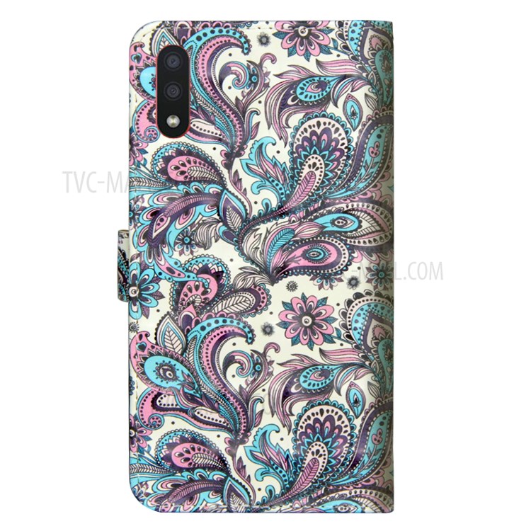 Light Spot Decor Patterned Leather Covering Wallet Phone Case for Samsung Galaxy A01 - Paisley Flower-3