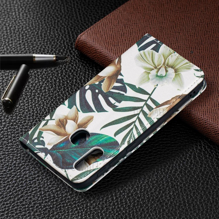 Pattern Printing Auto-absorbed PU Leather Stand Case for Samsung Galaxy A10e/A20e - Leaves-9