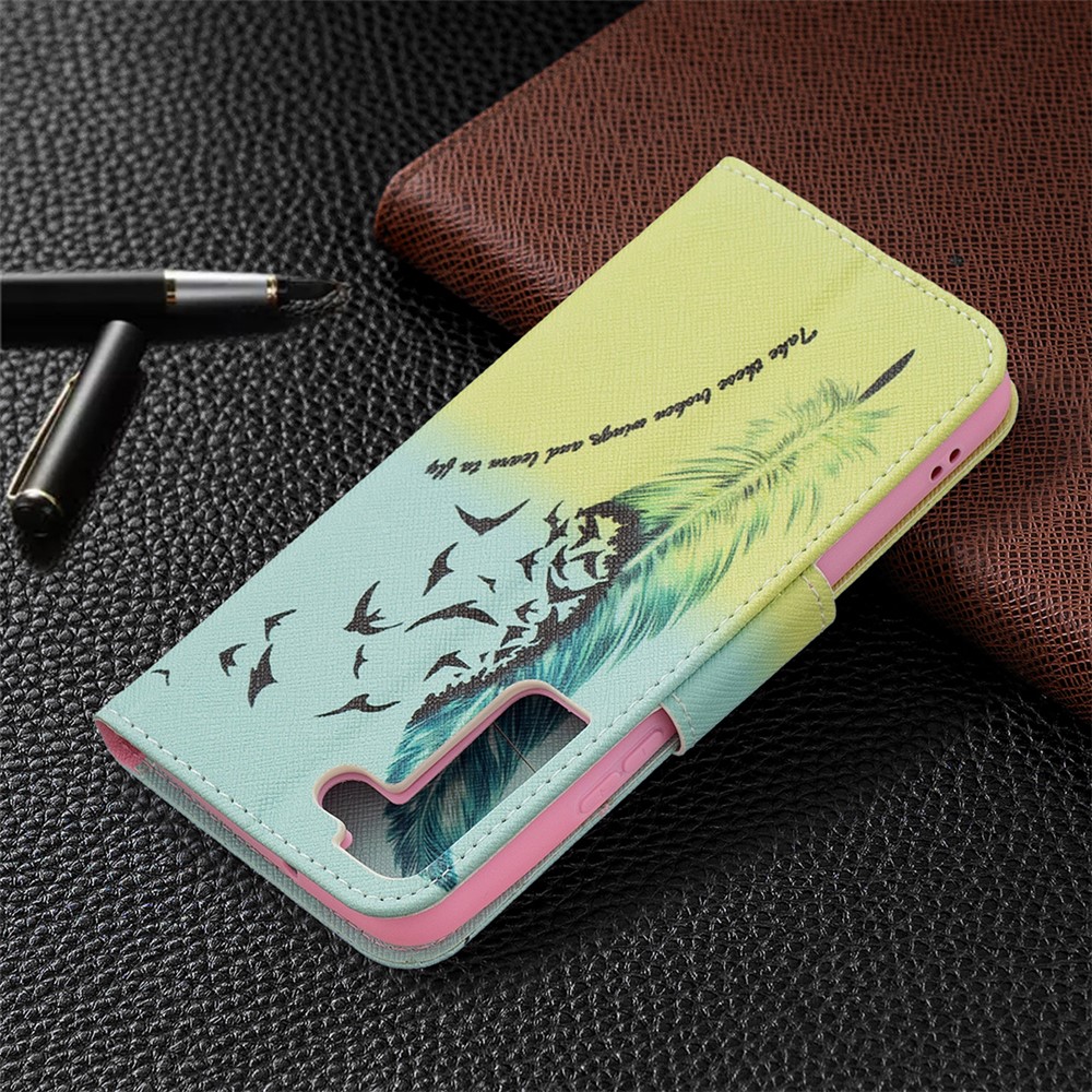 Stylish Pattern Printing PU Leather Wallet Case Stand Magnetic Closure Flip Cover for Samsung Galaxy S22 - Feather and Birds-7
