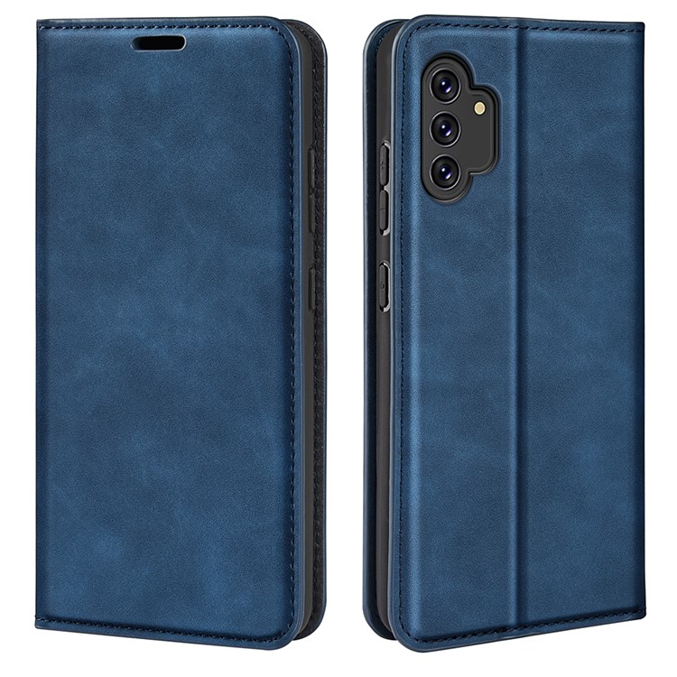 Para o Samsung Galaxy A13 4G Skin-touch PU Couro Dobrável Stand Auto Fechando o Telefone Magnético da Carteira - Azul