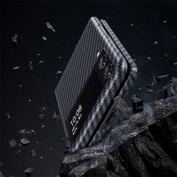 BENKS Aramid Fiber Phone Case Carbon Fiber Texture Anti-drop Protective Cove for Samsung Galaxy Z Flip3 5G-3