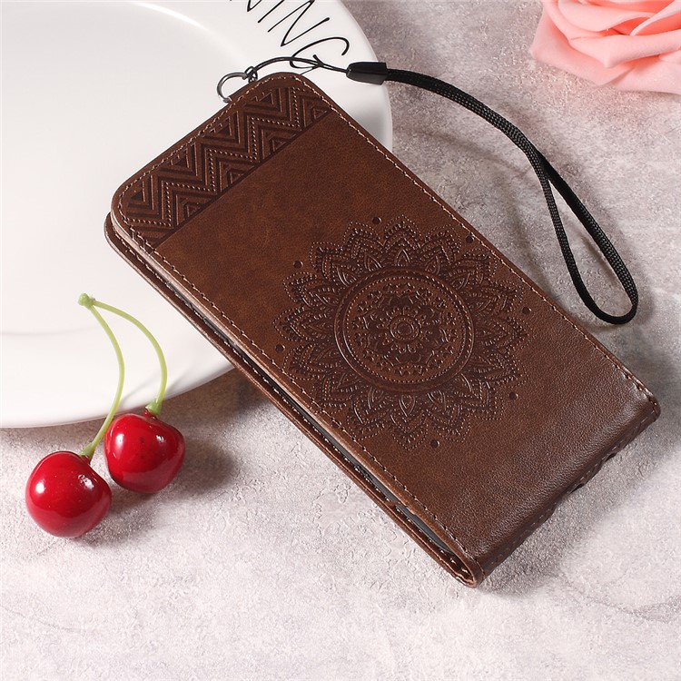 

Mandala Flower Vertical Flip Leather Stand Card Slots Case for Samsung A3 (2017) - Brown