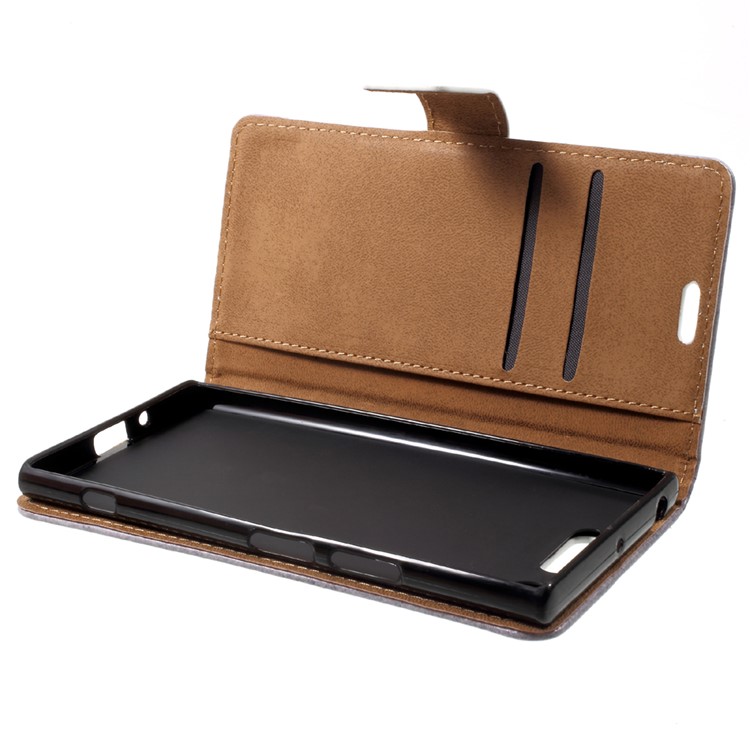 Pattern Printing Wallet Leather Stand Flip Case for Sony Xperia XZ1 - Cat Holding Heart-6