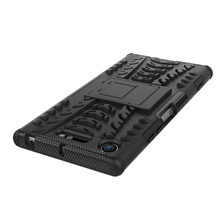Tyre Pattern 2-in-1 TPU + PC Hybrid Mobile Protective Cover for Sony Xperia XZ1 - Black-4