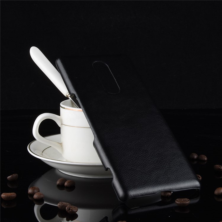 Litchi Texture PU Leather Coated Plastic Mobile Shell for Sony Xperia 1 - Black-1