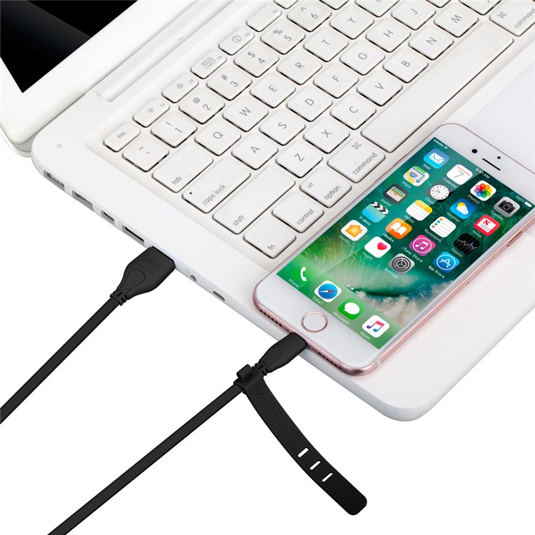 MOMAX 1M MFI Certified Lightning 8-pin Data Charge Flat Cable for iPhone/iPad/iPod - Black-5