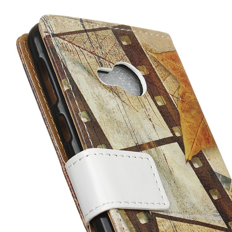 Printing Pattern Leather Wallet Case for HTC U Play - Eiffel Tower and Maple Leaves-3