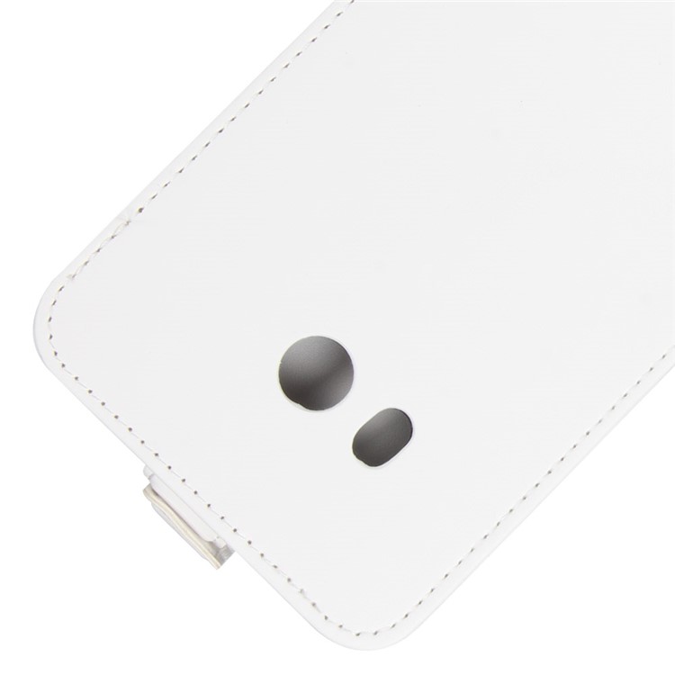 Crazy Horse Vertical Flip Leather Cell Phone Shell with Card/Photo Slot for HTC U11 - White-2