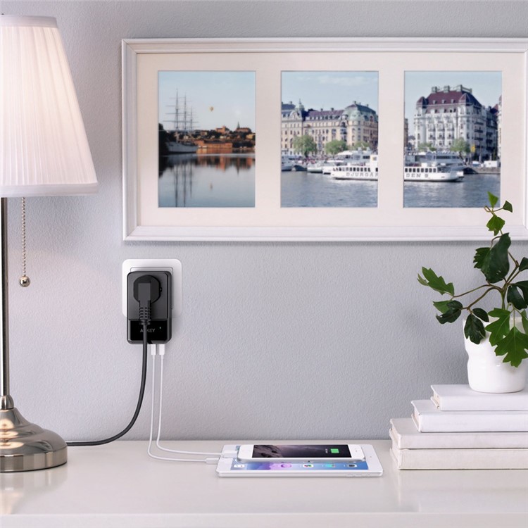 AUKEY 4-Port USB Charger with Built-in EU Socket Universal Travel Wall Charger (PA-S12) - EU Plug-6