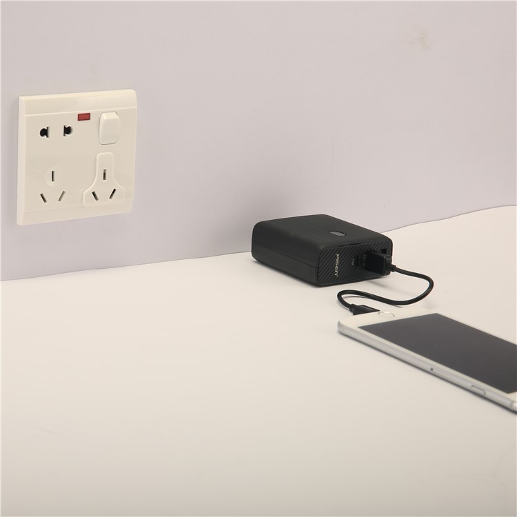 PISEN 2-in-1 Wall Travel Charger with USB-C Output 5000mAh External Battery Power Bank-103