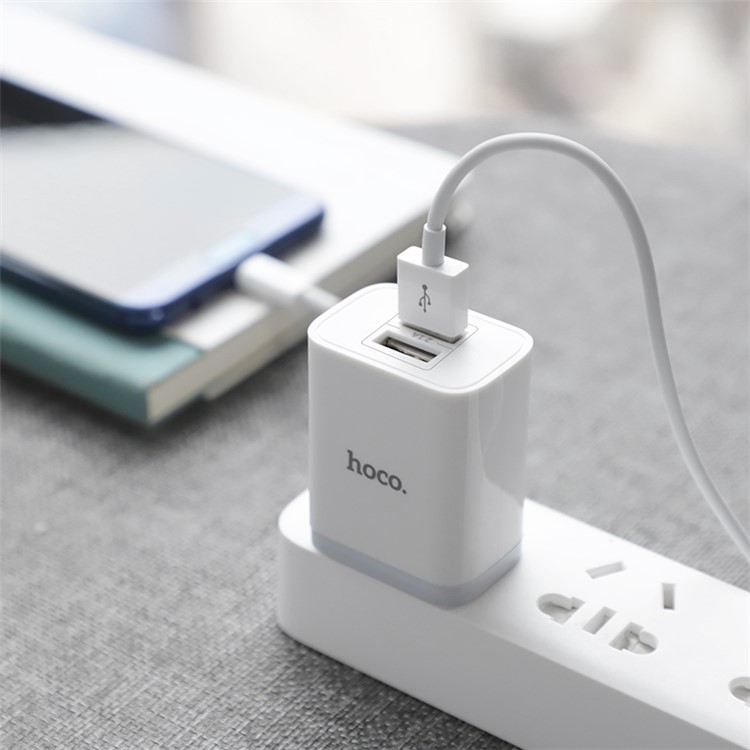 HOCO C50 Lustroso Afiado Carregador De Parede Dupla Porta USB + Tipo-c Conjunto De Carregamento De Cabo (certificação 3c) - Ficha CN-8