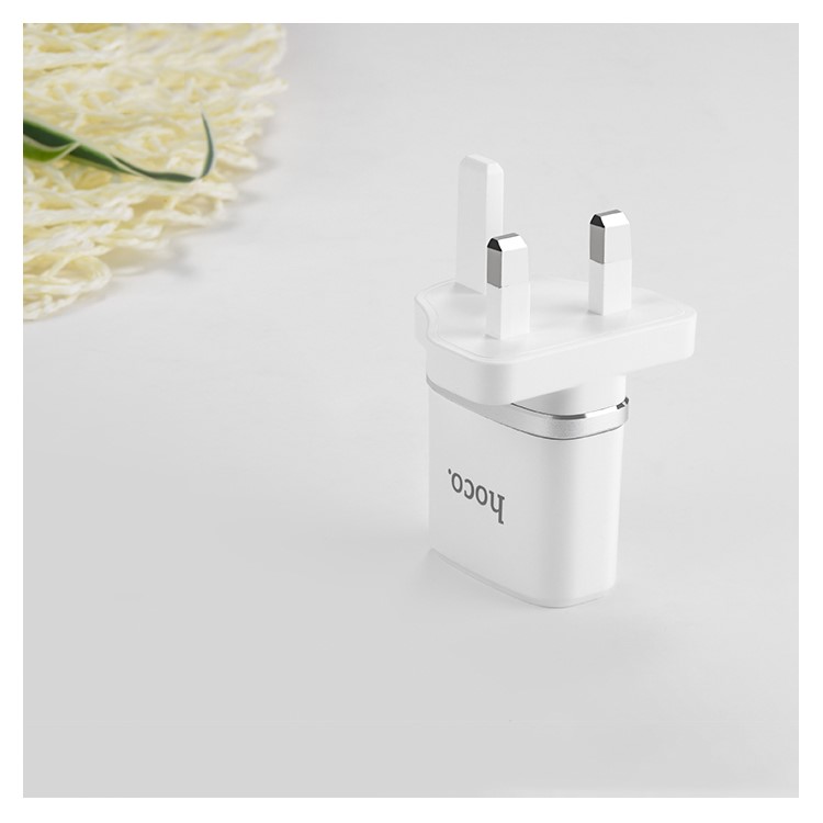 HOCO C12B Dual Port USB Wall Charger + Lightning 8 Pin Charging Cable Set - UK Plug-7