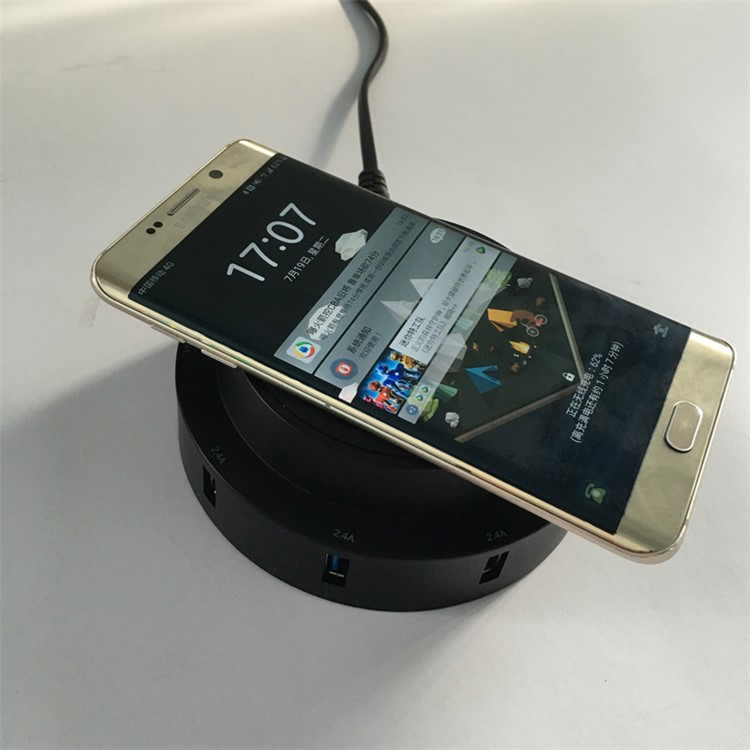 7 USB Ports + Type-C Port Qi Wireless Charging Station for Phone Tablet Etc - Black / EU Plug-18