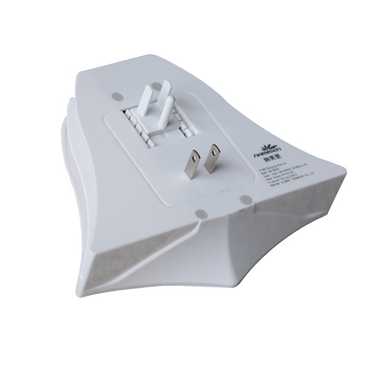 NAMISEN 4 Phone Holder Slots 4-USB Charger Charging Station (CE/FCC/ROHS) + 4 Micro USB Cables - White / US Plug-4