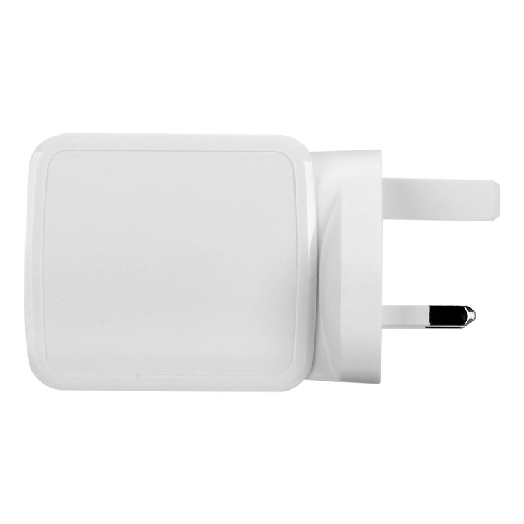 MOMAX 5V /4.8A 4-Port USB Portable Intelligent Digital Wall Charger - White / UK Plug-5