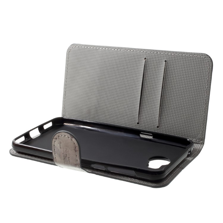 Patterned Leather Magnetic Wallet Mobile Casing with Stand for Huawei Y5 (2017) / Y6 (2017) - Bottom of Eiffel Tower-5