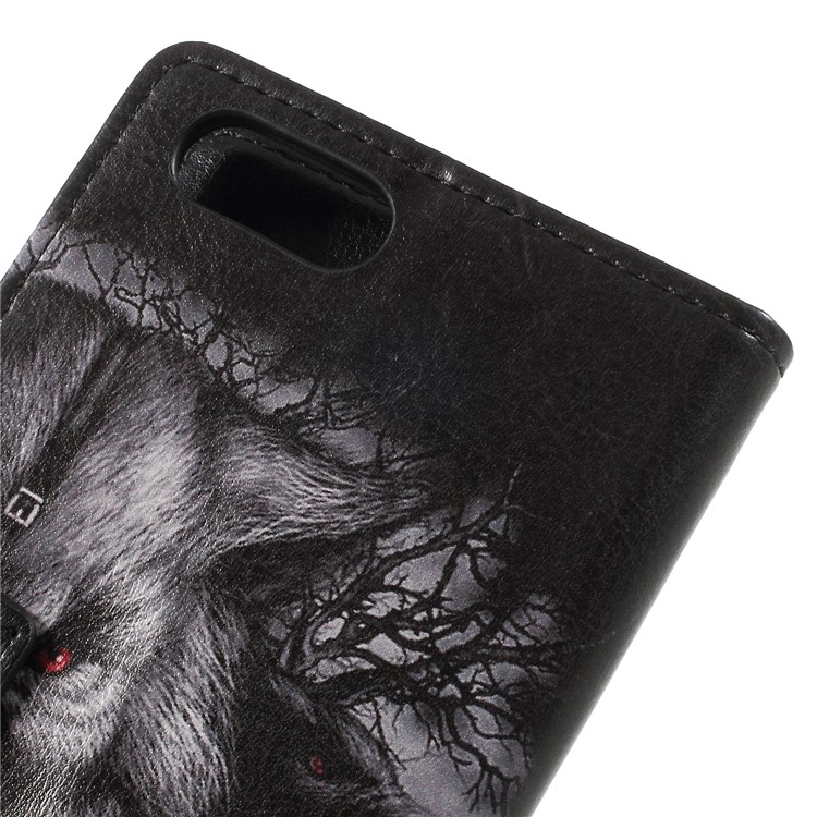 Patterned PU Leather Wallet Stand Protective Cell Phone Cover for Huawei Honor V10 / View 10 - Grey Wolf-8