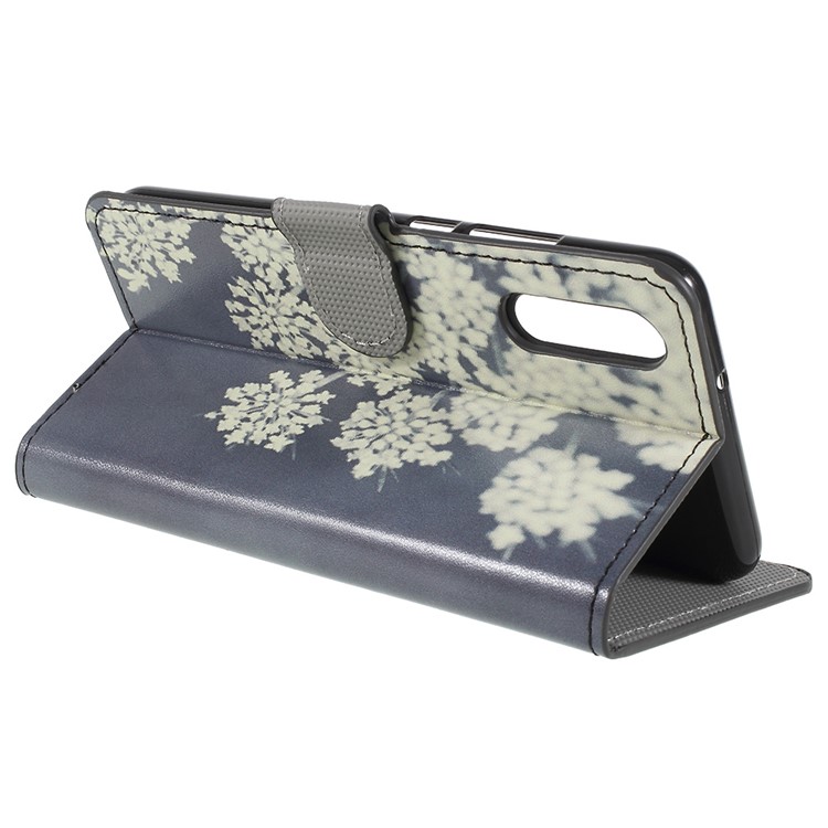 Pattern Printing Stand Leather Wallet Phone Case for Huawei P20 - White Flowers-5