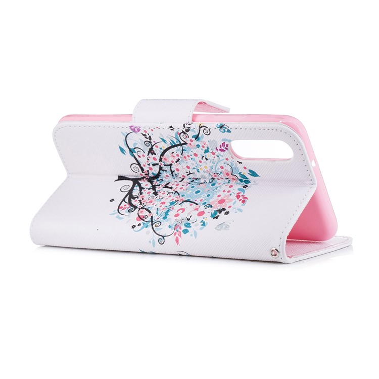 Patterned PU Leather Wallet Phone Flip Cover Shell for Huawei P20 - Flowered Tree-4