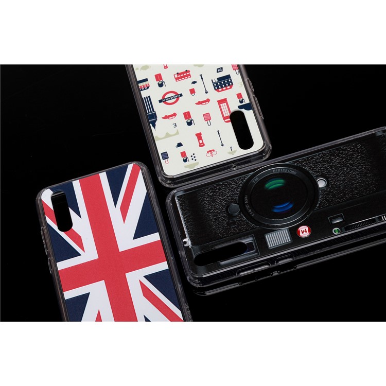 MOMAX Anti-drop Embossment Pattern Printing PC + Soft TPU Hybrid Cover for Huawei P20 - Retro Camera-8