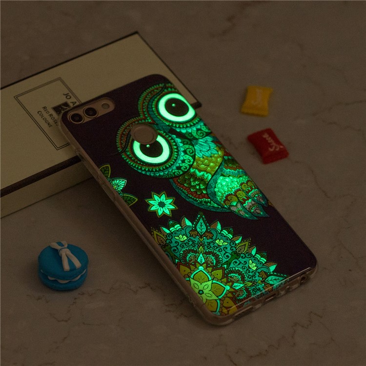 Luminous IMD Pattern Printing TPU Phone Casing for Huawei P Smart/Enjoy 7S - Colorized Owl-6