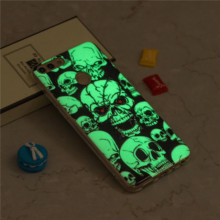 Luminous IMD Pattern Printing Slim TPU Phone Case for Huawei P Smart/Enjoy 7S - Skulls-6