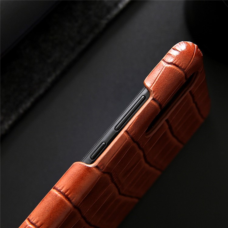 Crocodile Texture Genuine Leather Coated PC Casing for Huawei P20 Pro - Brown-15