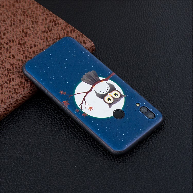 Embossed Pattern TPU Shell for Huawei P Smart (2019) / Honor 10 Lite - Moon and Owl-7