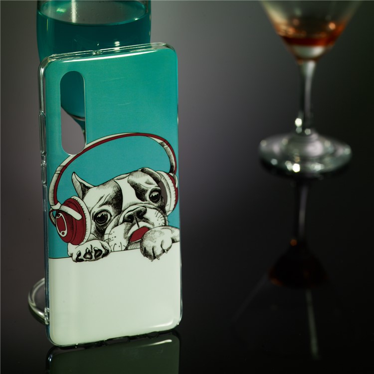 Luminous Glow Pattern Printing TPU Back Cover for Huawei P30 - Dog Listening to Music-5