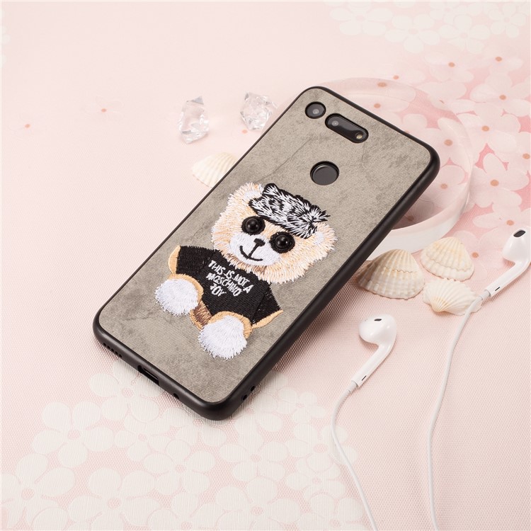 Embroidery Pattern PU Leather Coated TPU Protection Phone Shell for Huawei Honor View 20 / V20 (China) - Grey / Bear Pattern-4