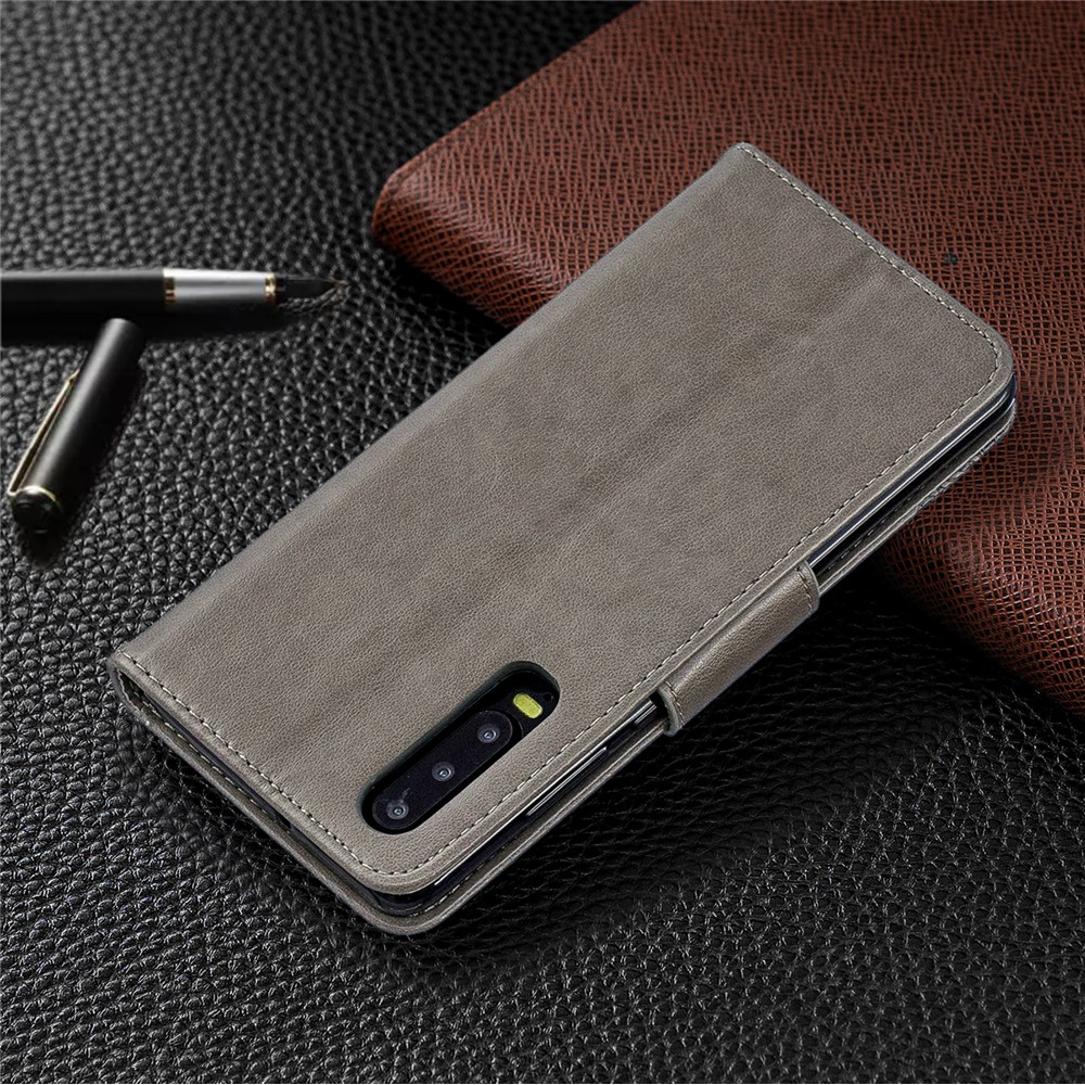 Imprint Butterfly PU Leather Wallet Flip Case with Strap for Huawei P30 - Grey-8