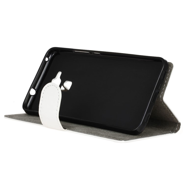 For Huawei Honor 5c / GT3 Flip Wallet Leather Stand Cover - White-4