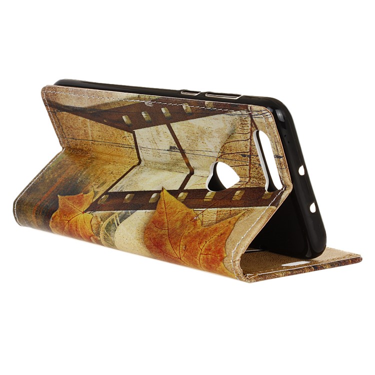 Wallet Leather Cover Case for Huawei Honor 8 - Maple Leaves and Eiffel Tower-4