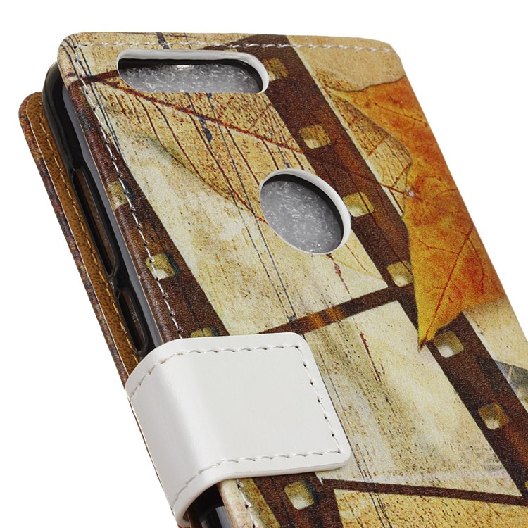 Wallet Leather Cover Case for Huawei Honor 8 - Maple Leaves and Eiffel Tower-6