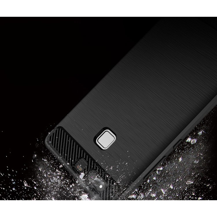 IPAKY TPU trasero cepillado para el caso de Huawei P9 con fibra de carbono decorado - Negro-4